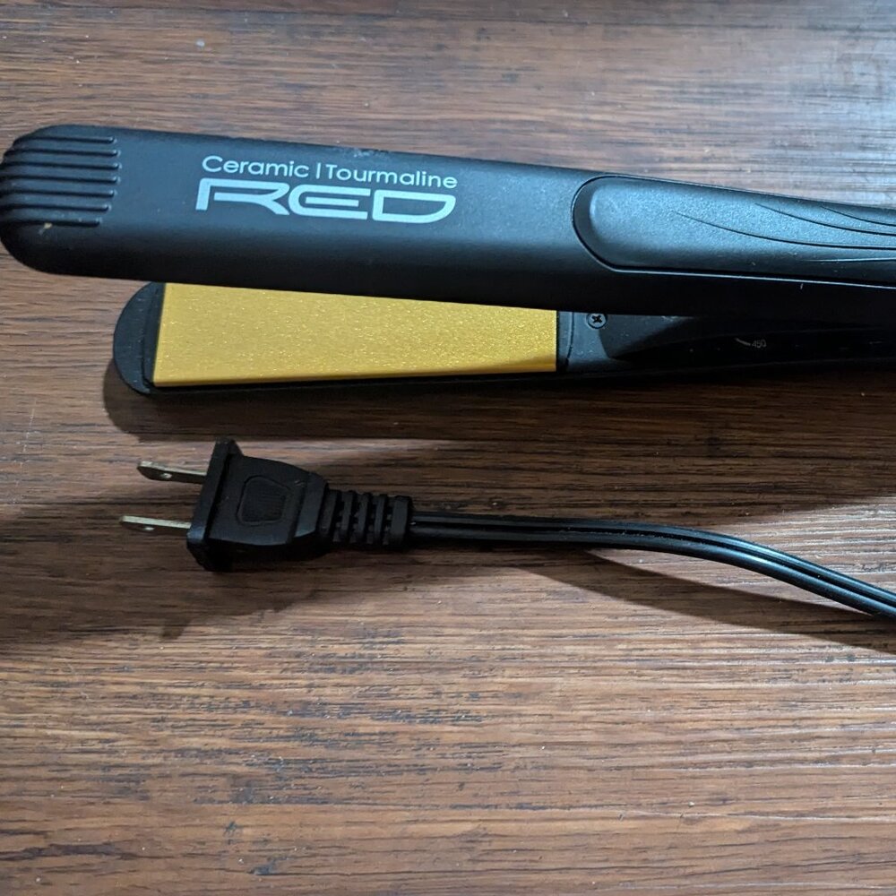 Flat iron